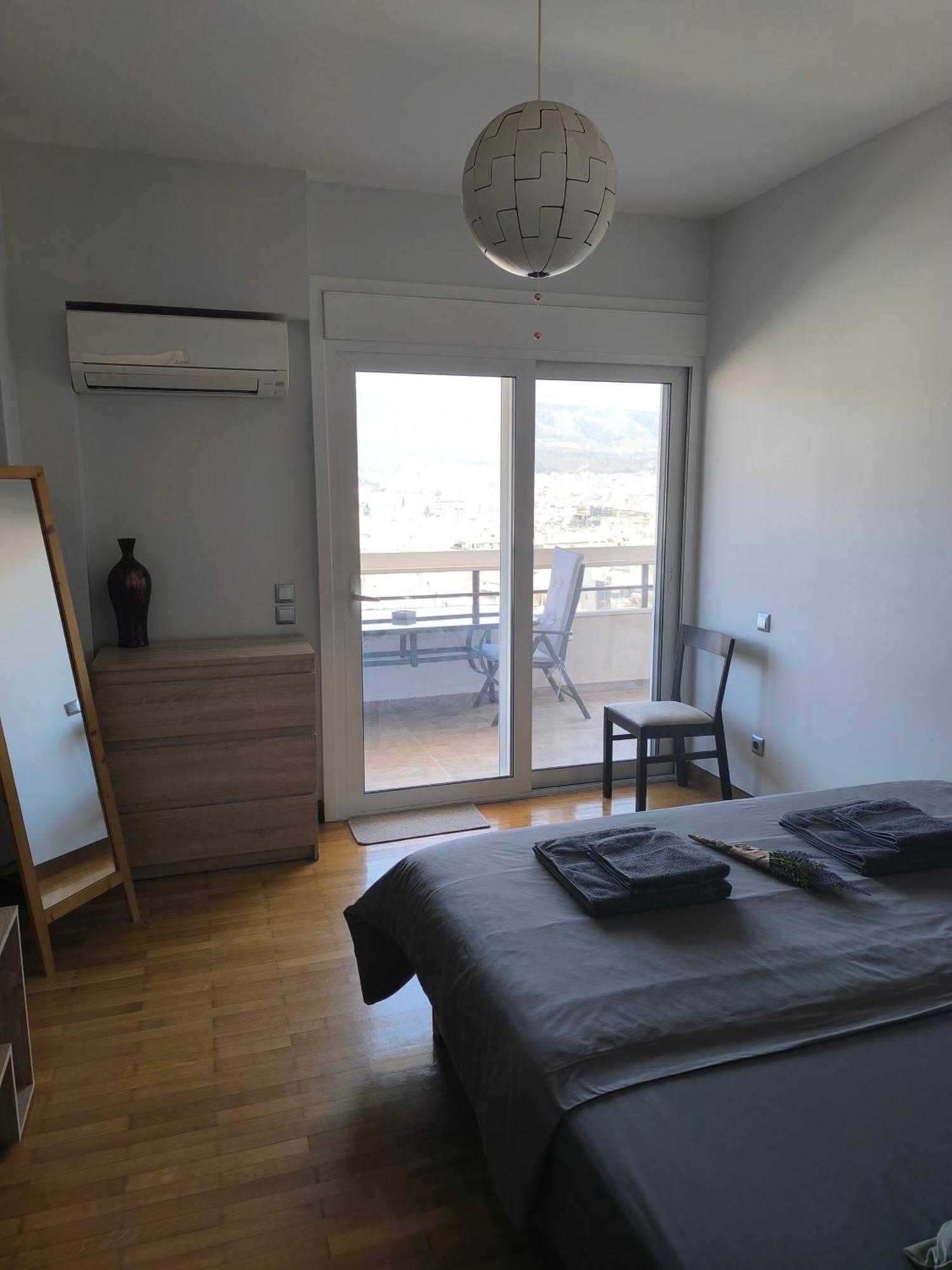 Apollo Tower Luxury Centre View Apartment *